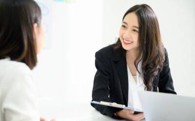 The Art of Constructive Feedback: 4 Tips for Better Performance Reviews